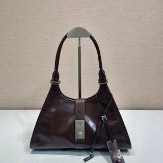 1BG563春夏普拉达高仿油腊新款包包